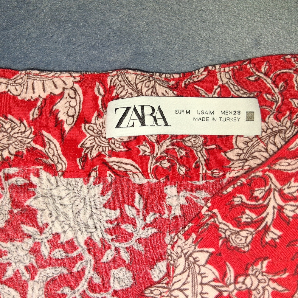 ZARA Red Floral Print Skort - Picture 2 of 5